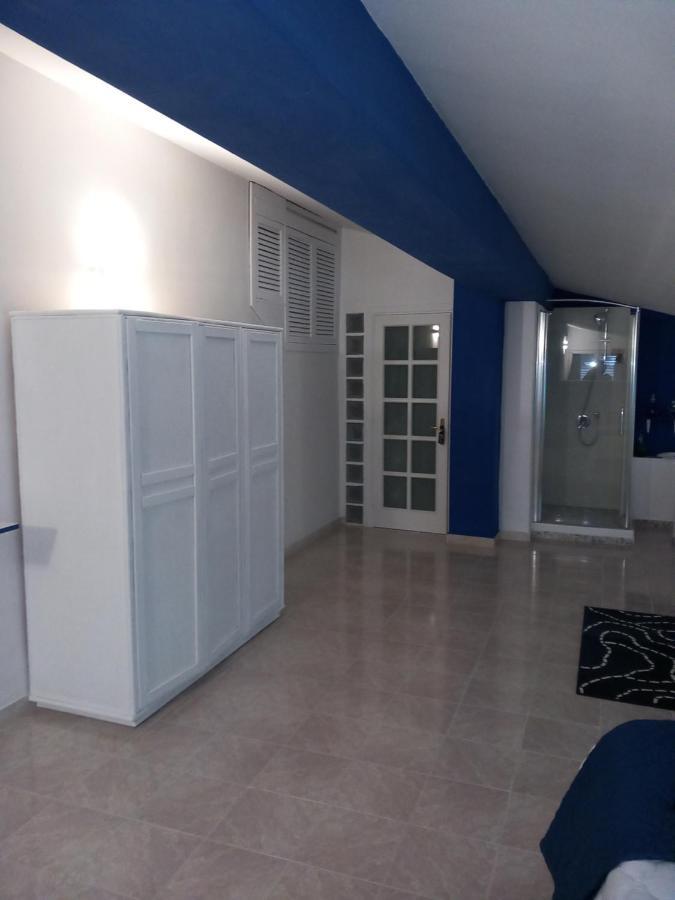 Wendy House Apartament บารี ภายนอก รูปภาพ